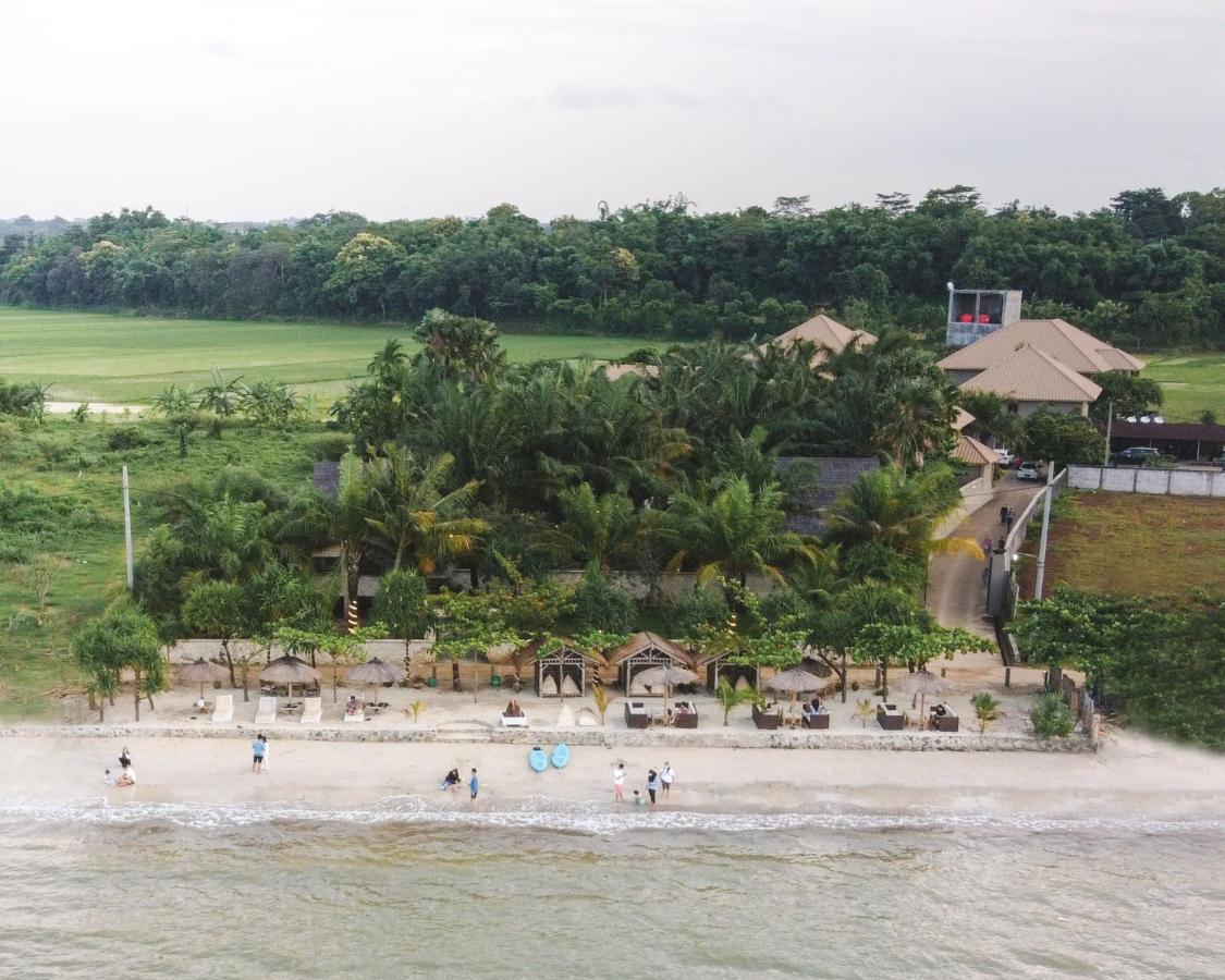Coconut Lodge Resort Jepara Εξωτερικό φωτογραφία