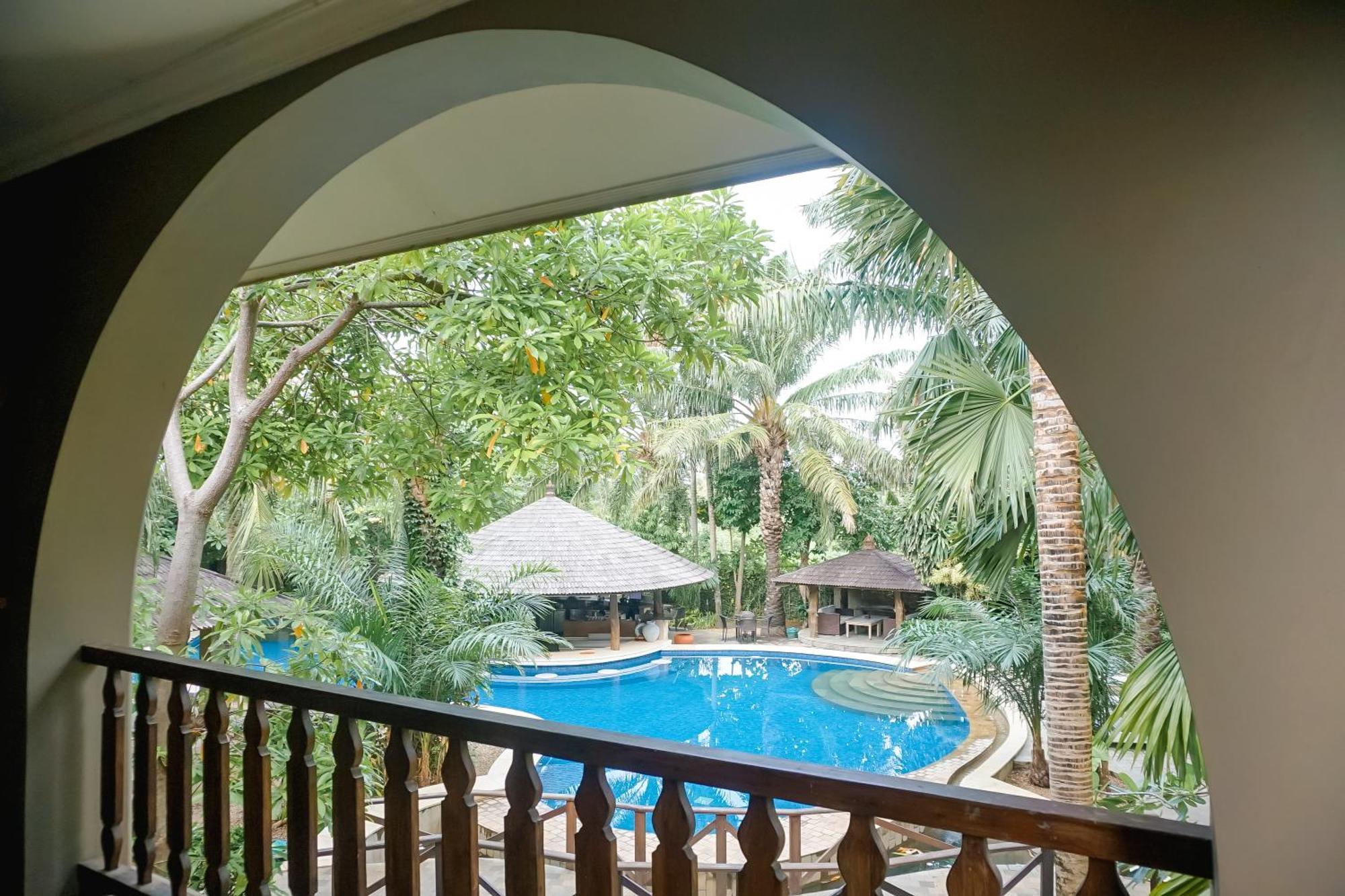 Coconut Lodge Resort Jepara Εξωτερικό φωτογραφία